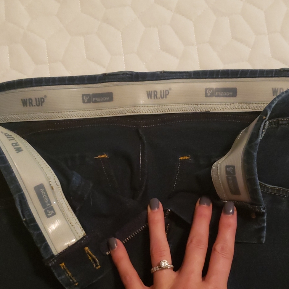 Freddy booty enhancing jean jeggings